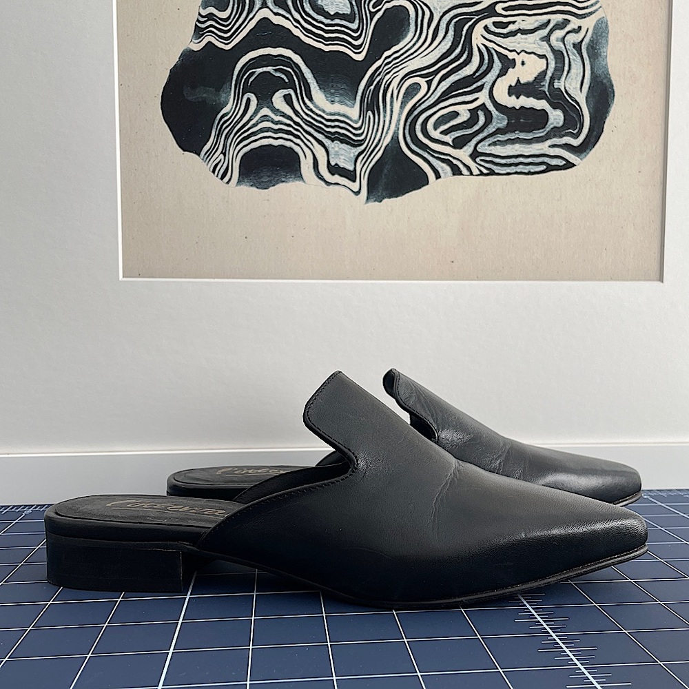 I'intervalle Black Leather Mules